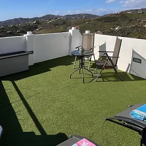 confortable-casa-rustica-recien-renovada.1costadelsol.com/